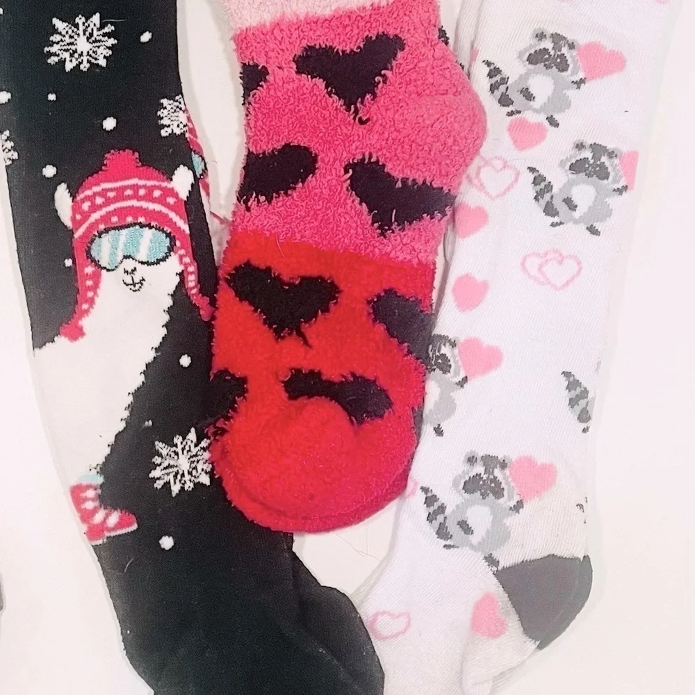 Lot of 8 Holiday Socks Christmas Valentines Halloween llama raccoon skull yorkie